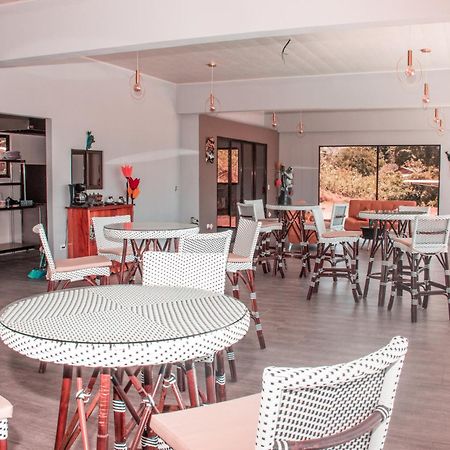 Hotel Margarita And Tour Operator Drakes Bay 외부 사진