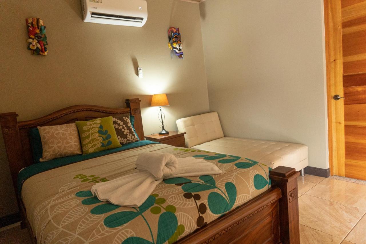 Hotel Margarita And Tour Operator Drakes Bay 외부 사진