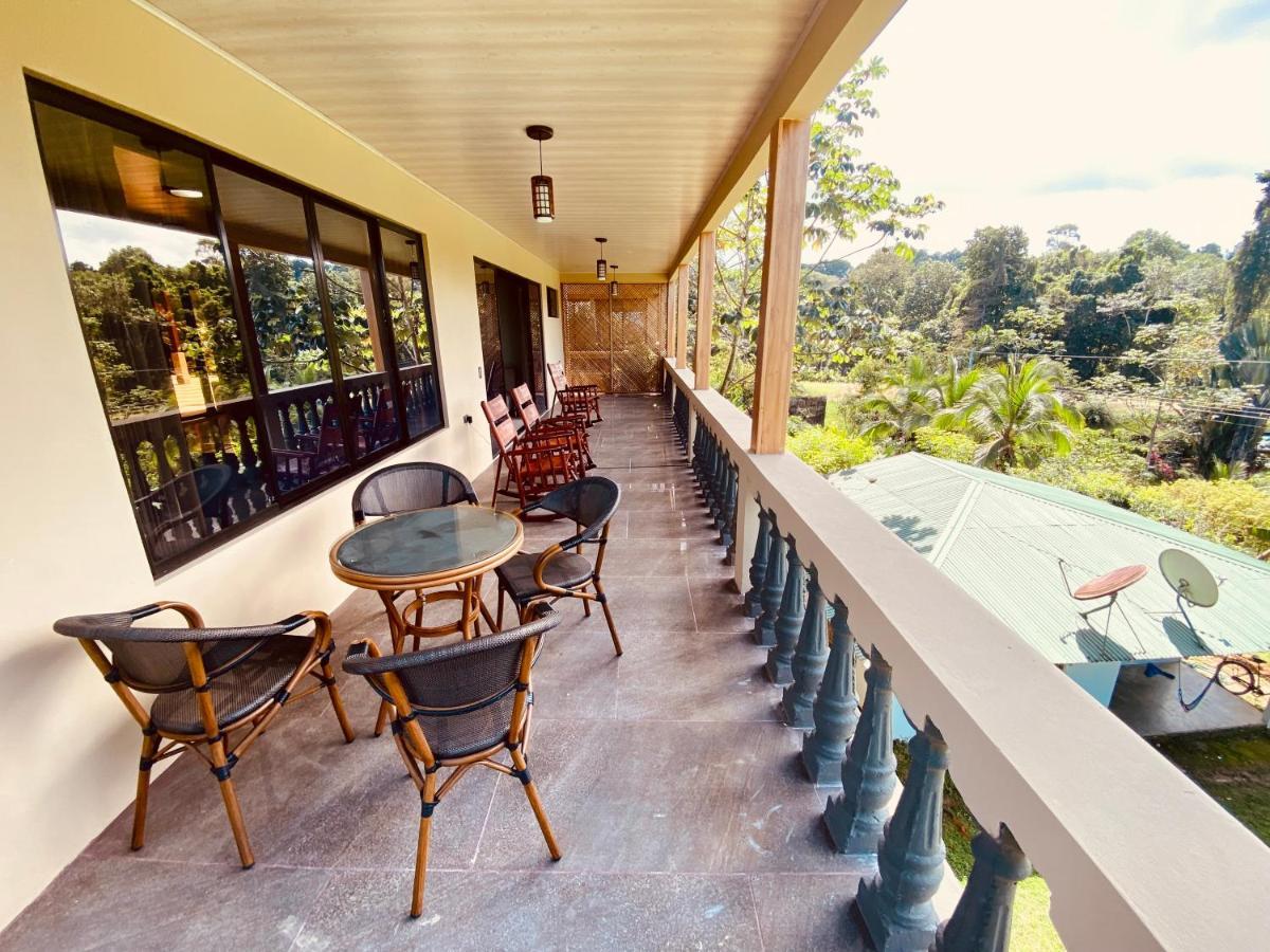 Hotel Margarita And Tour Operator Drakes Bay 외부 사진