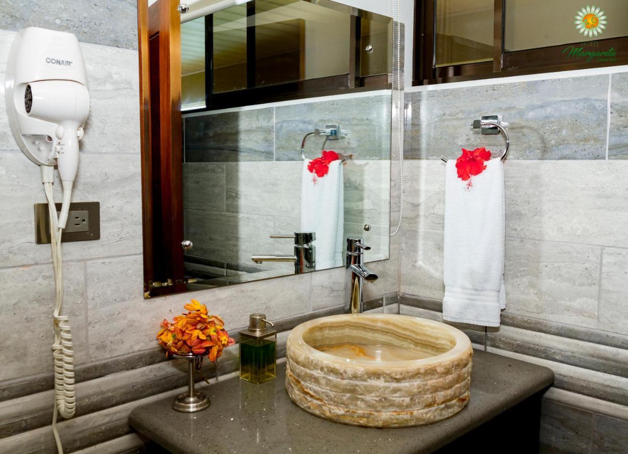 Hotel Margarita And Tour Operator Drakes Bay 외부 사진